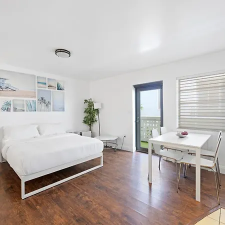 Suite With Rooftop-Pool And Bar On Ocean Dr